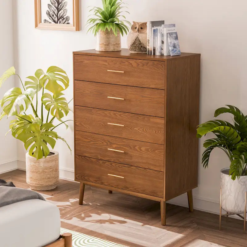 Beau Midcentury Walnut 5-Drawer Chest with Interlocking Drawers